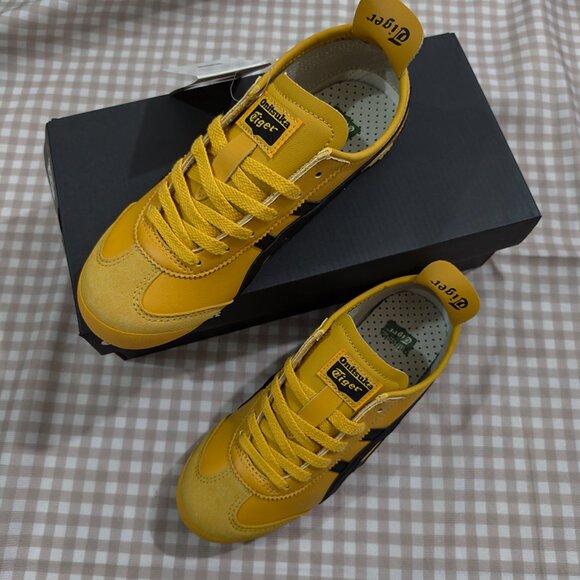 Onitsuka Tiger Yellow Low-Top Sneakers - Picture 2 of 8